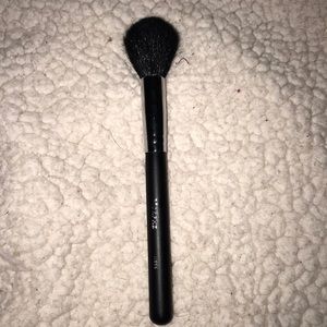 Morphe M556 Detail Contour Fluff Brush